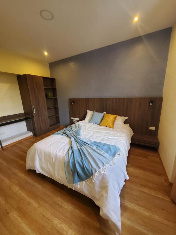Hotel Inti Quito Extérieur photo