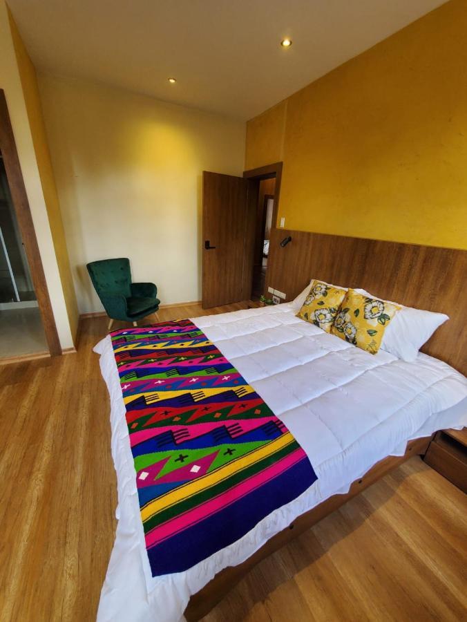 Hotel Inti Quito Extérieur photo