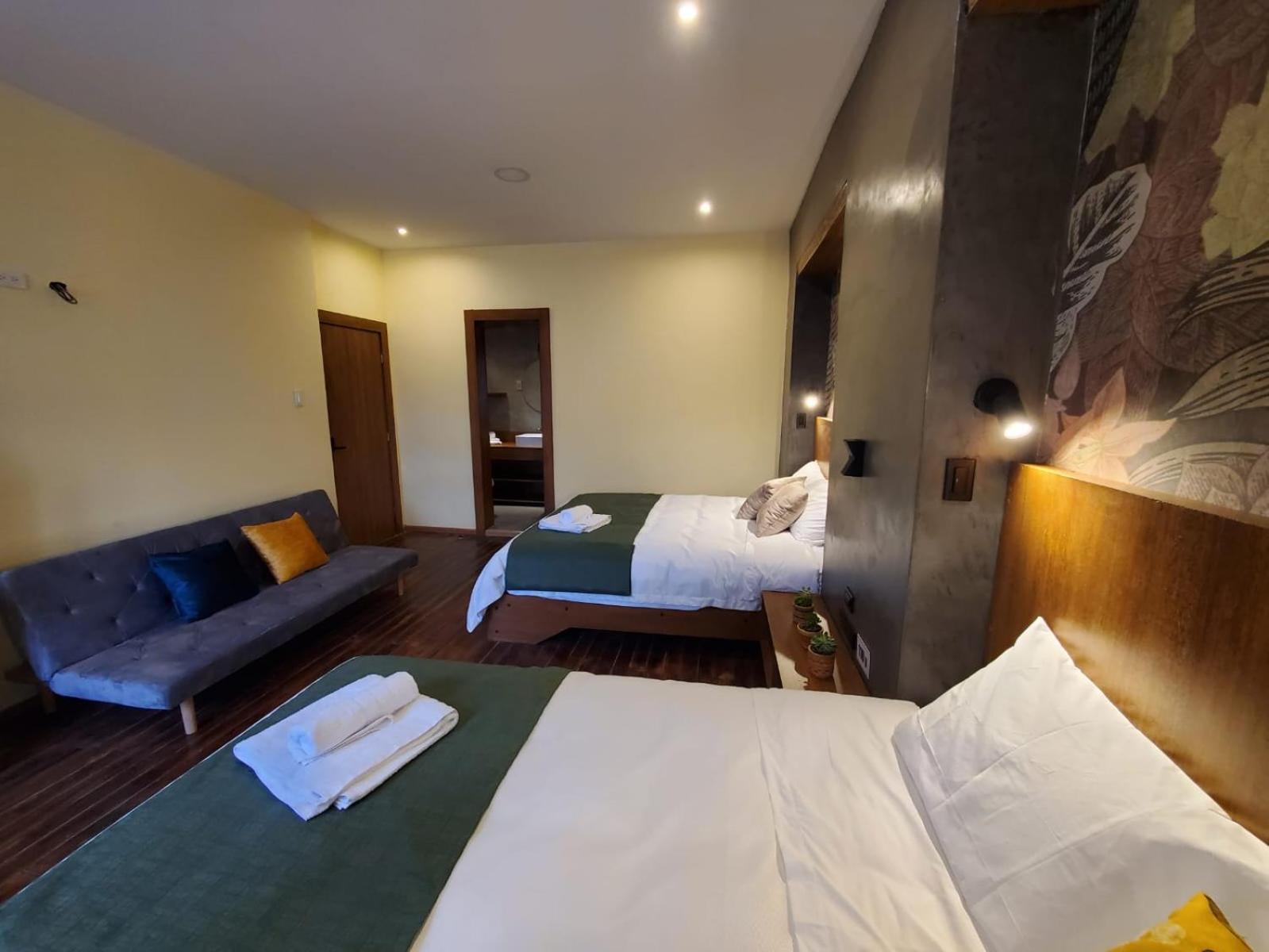 Hotel Inti Quito Extérieur photo