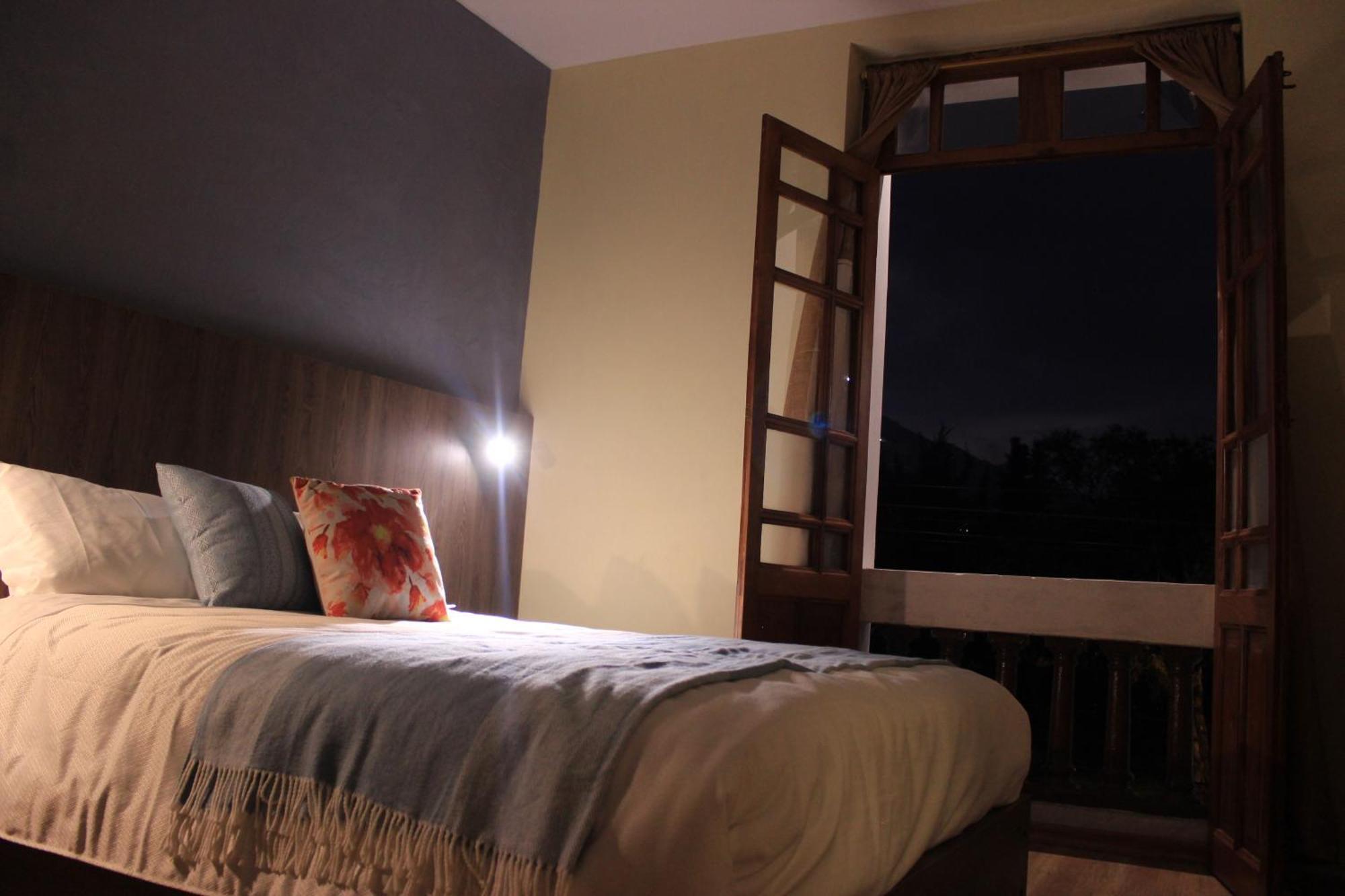 Hotel Inti Quito Extérieur photo